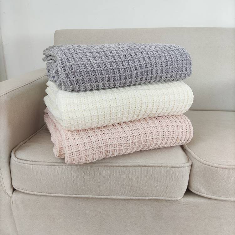 Basics Chunky Chenille Knit Microfiber Throw Blanket for Couch, Bed and Sofa, Soft and Warm Lightweight